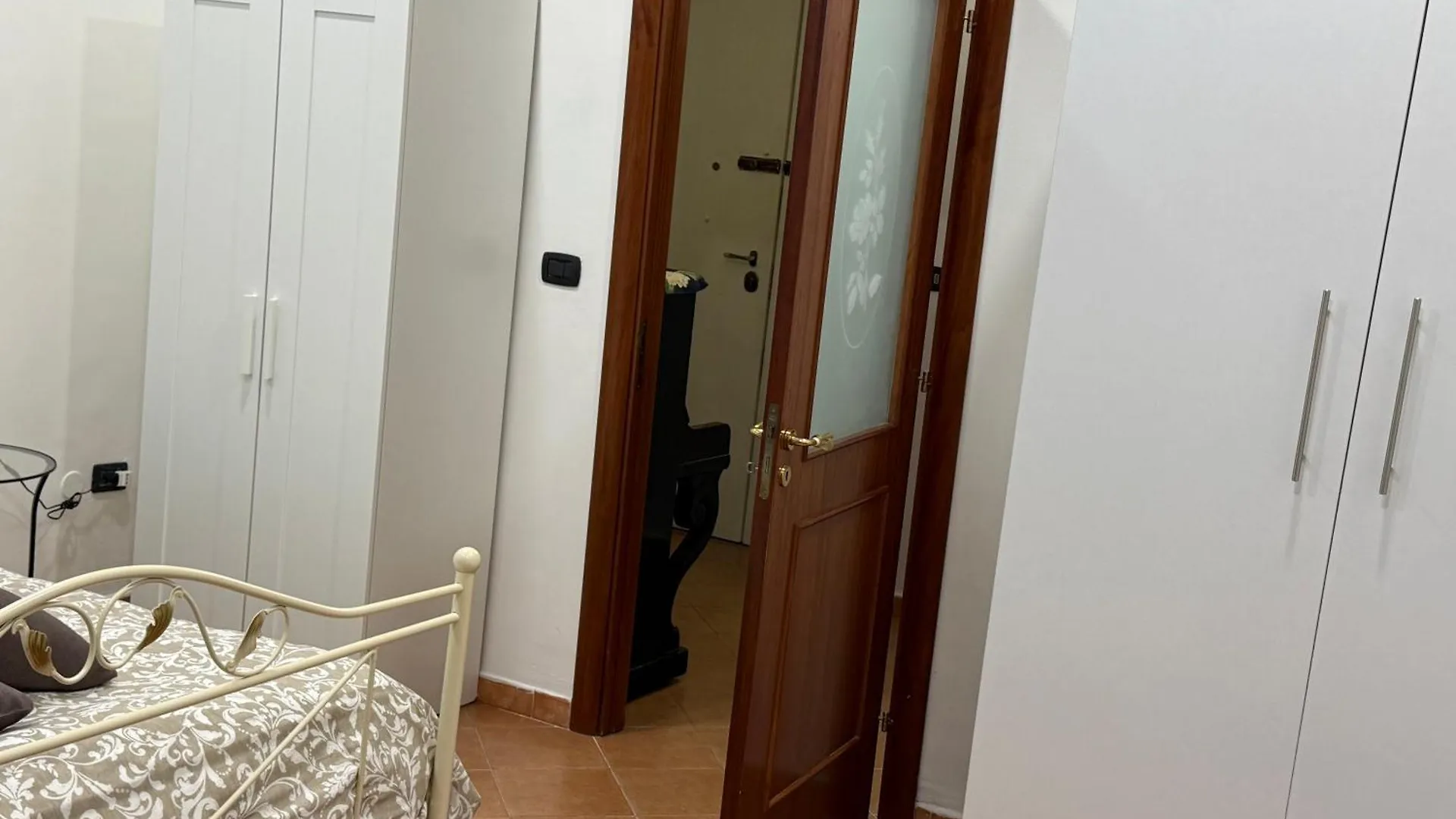 Il Golfo Di Partenope Naples 0*,